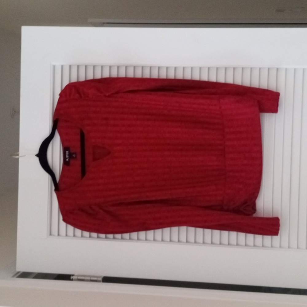 A sweater  no tags
